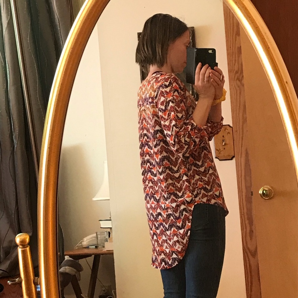 🌸5/$30🌸 Multi-colored Tunic Top EUC - Picture 12 of 13